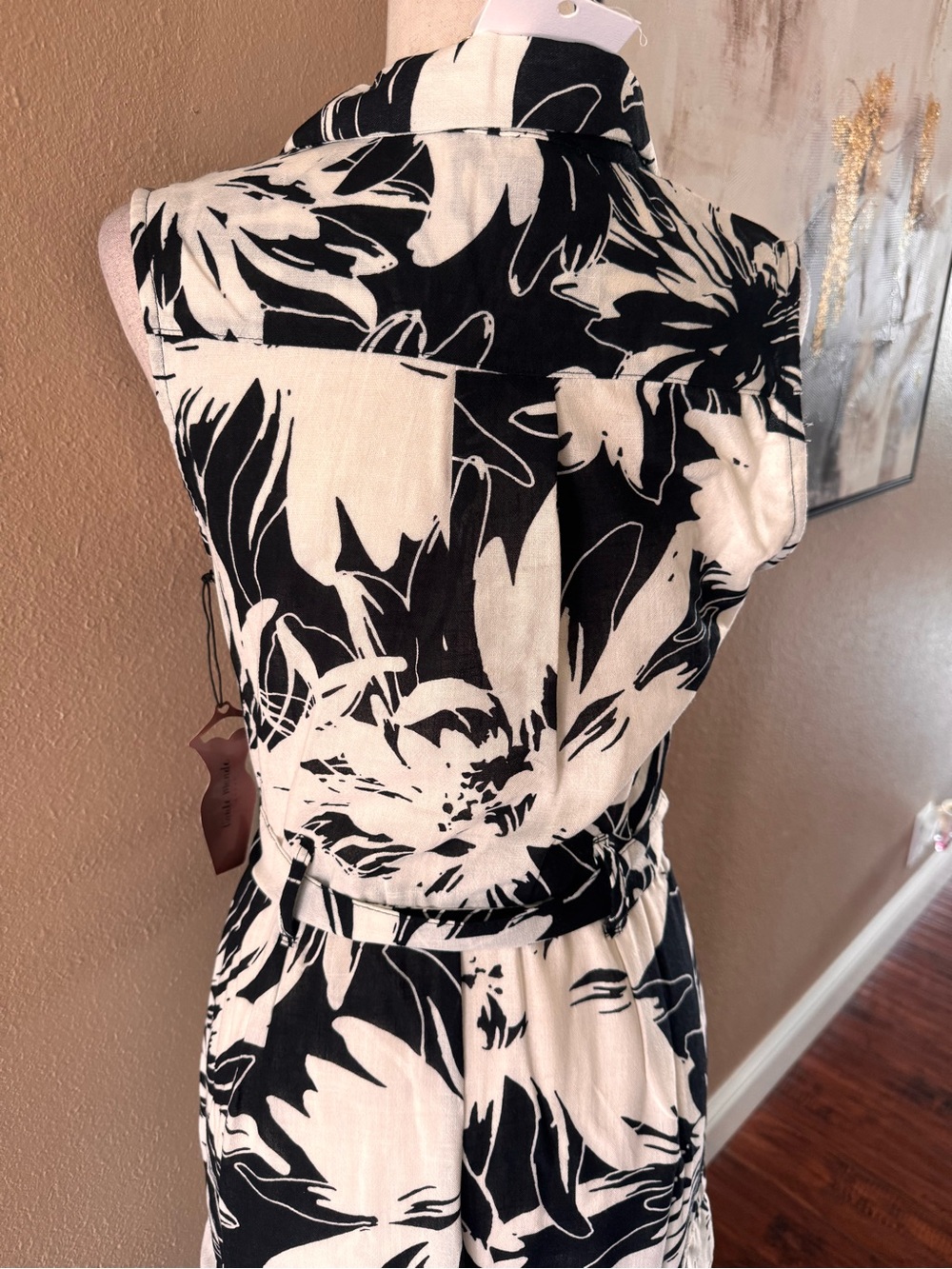 Sleeveless Black & White Floral Tie-Waist Maxi Dress - Picture 12 of 13